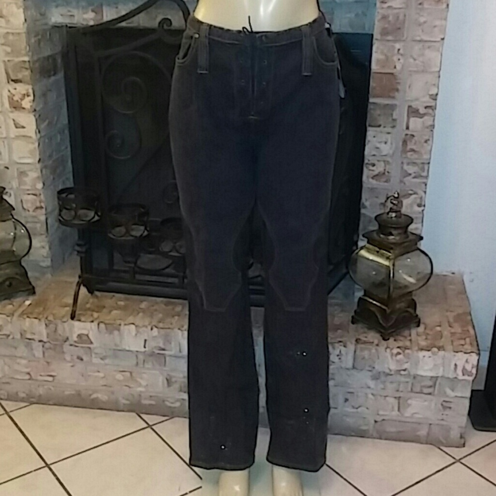 Thalia Sodi laced up jeans